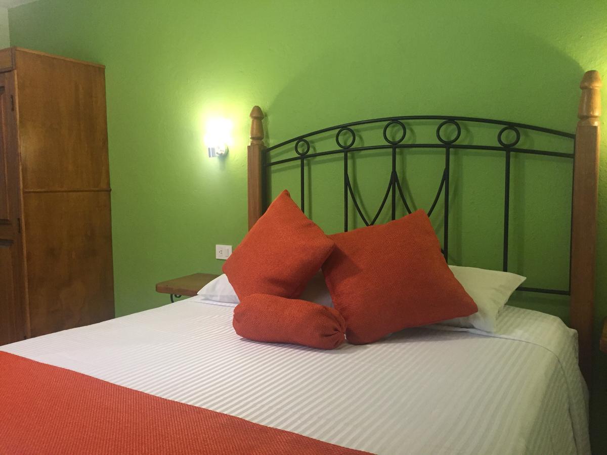 Hotel RV Park San Ramón San Miguel de Allende Buitenkant foto