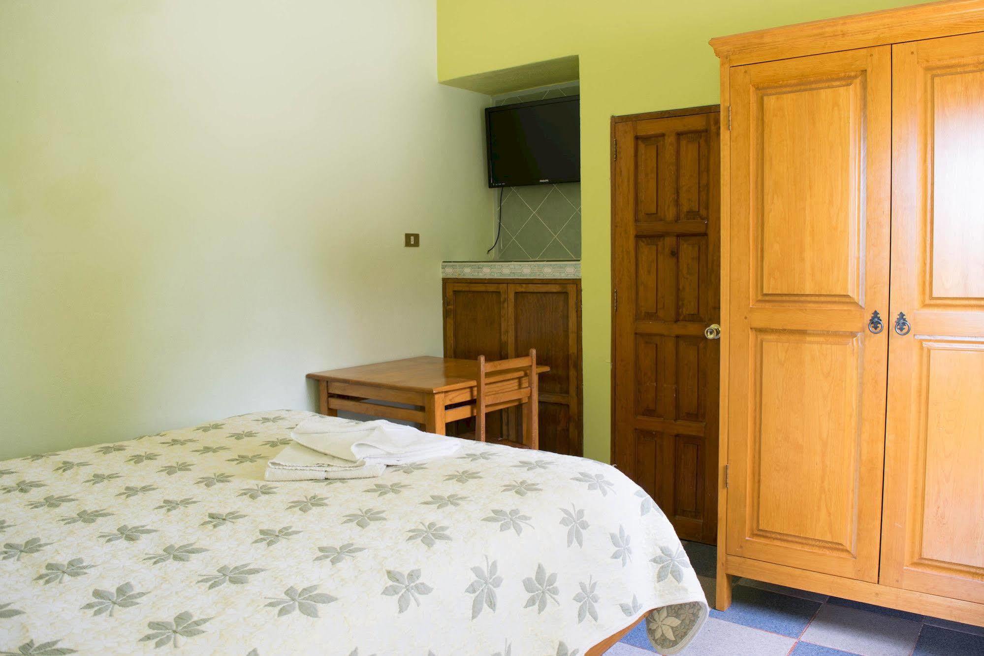 Hotel RV Park San Ramón San Miguel de Allende Buitenkant foto