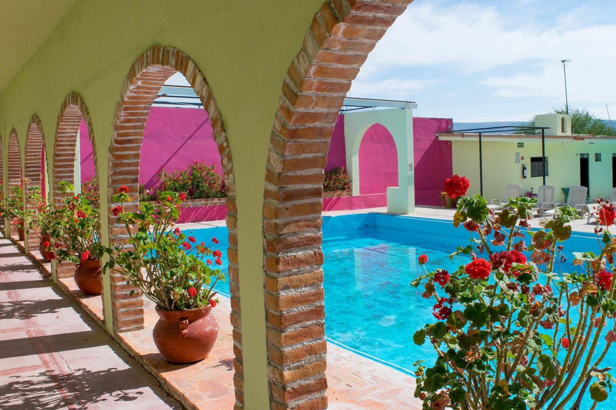 Hotel RV Park San Ramón San Miguel de Allende Buitenkant foto