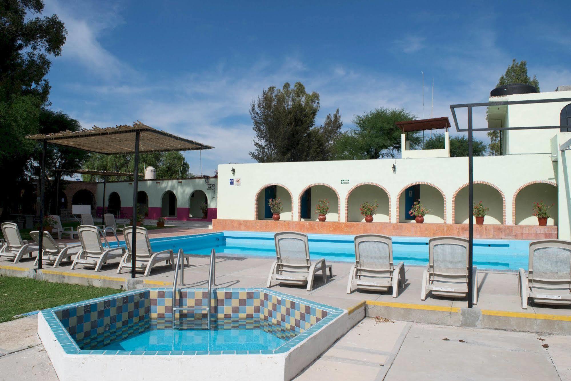 Hotel RV Park San Ramón San Miguel de Allende Buitenkant foto